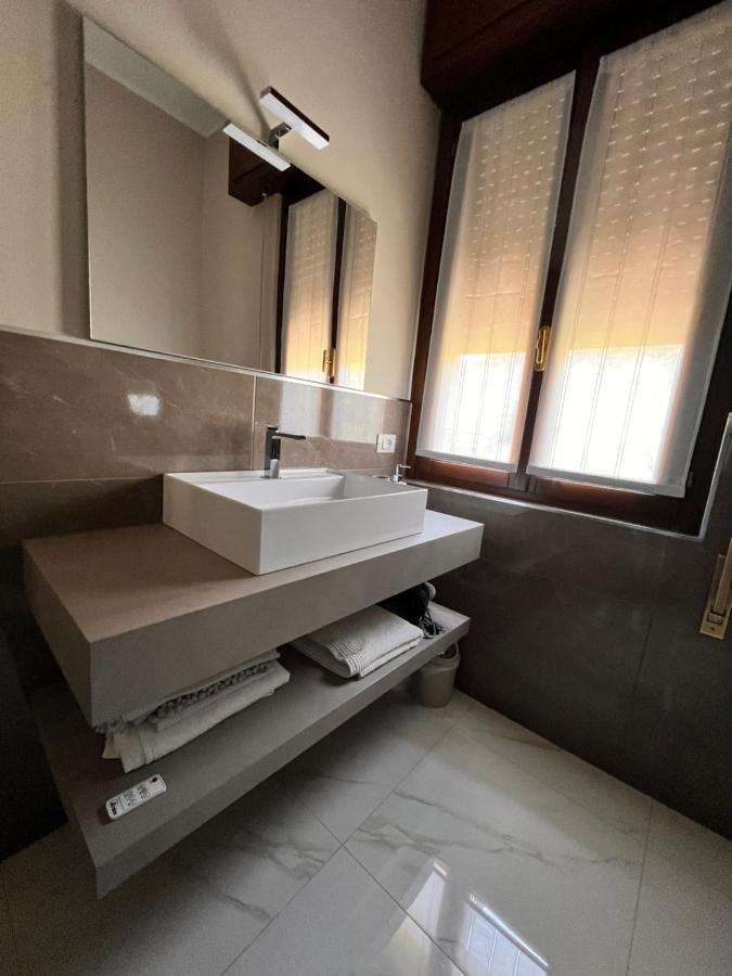 Apartmán Casa Monia Roe Exteriér fotografie